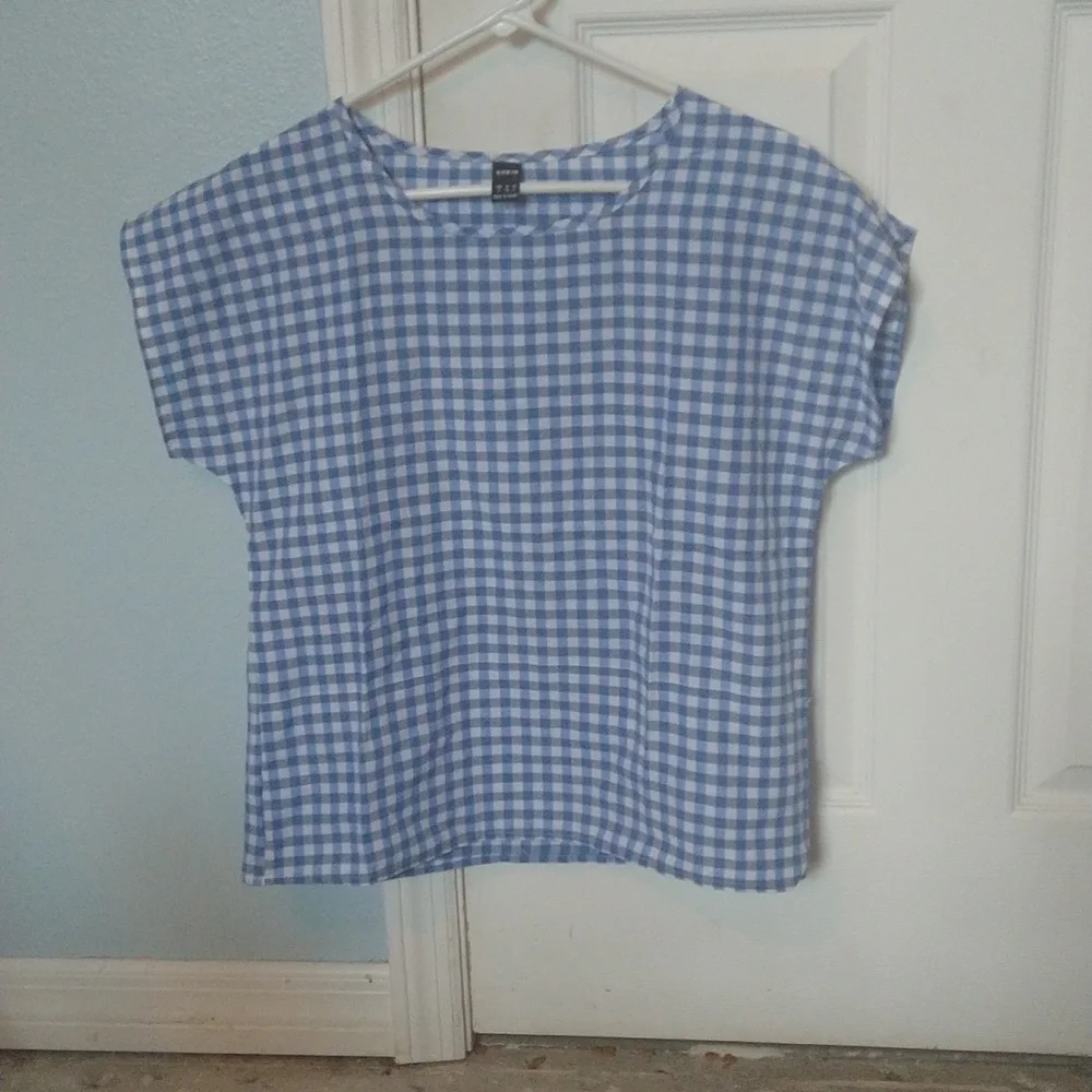 Blue and white plaid shirt - Picture 1 of 4